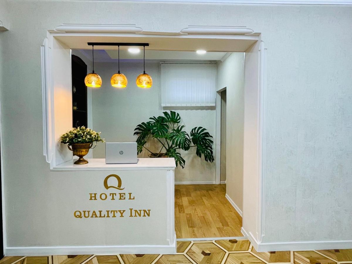 Quality Inn Tbilisi ภายนอก รูปภาพ