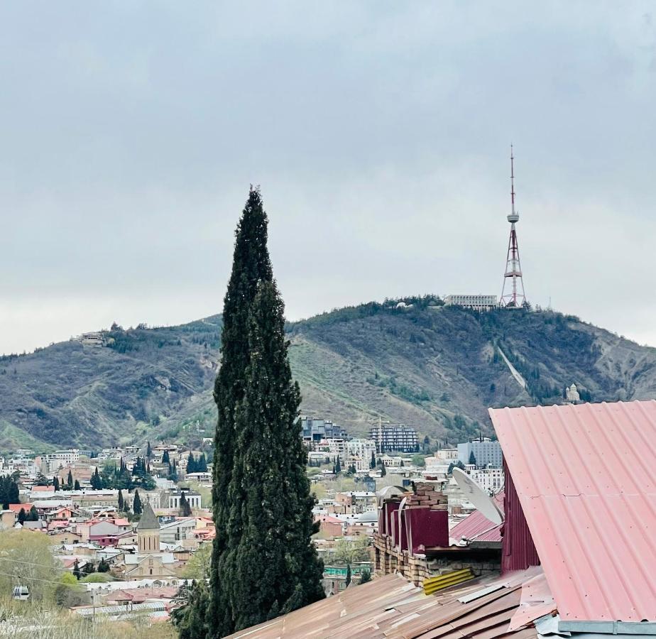 Quality Inn Tbilisi ภายนอก รูปภาพ