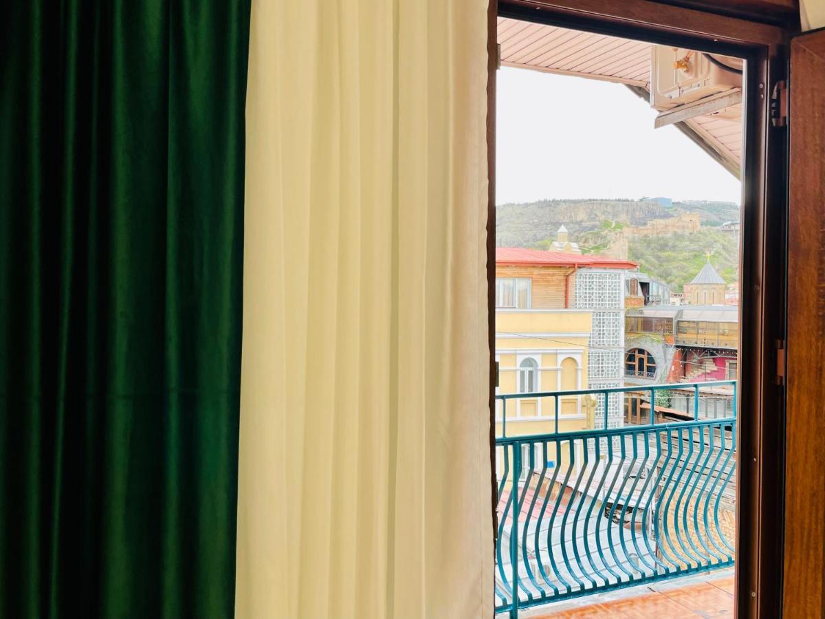 Quality Inn Tbilisi ภายนอก รูปภาพ