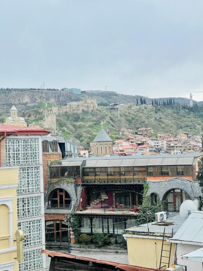 Quality Inn Tbilisi ภายนอก รูปภาพ