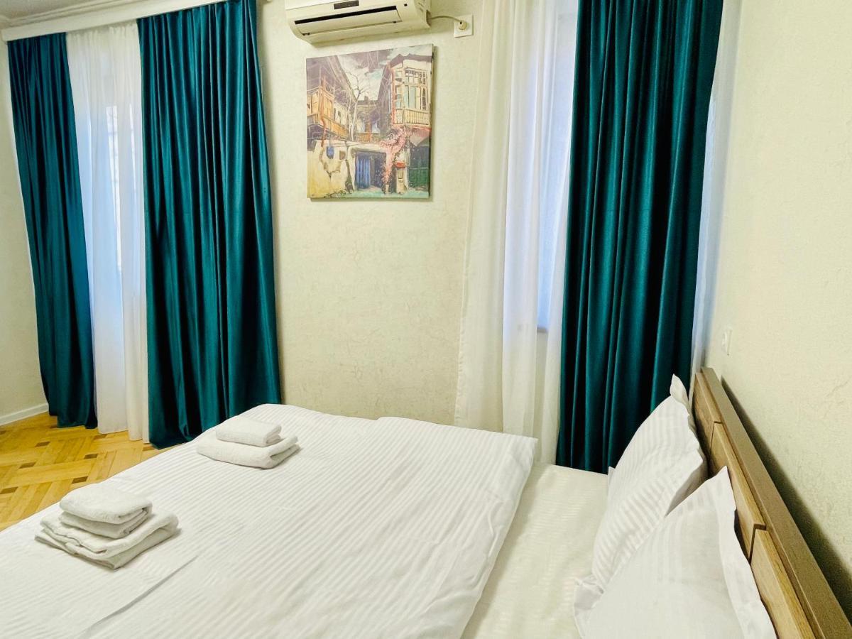 Quality Inn Tbilisi ภายนอก รูปภาพ