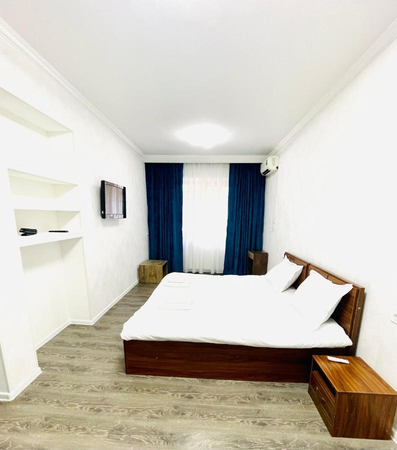 Quality Inn Tbilisi ภายนอก รูปภาพ