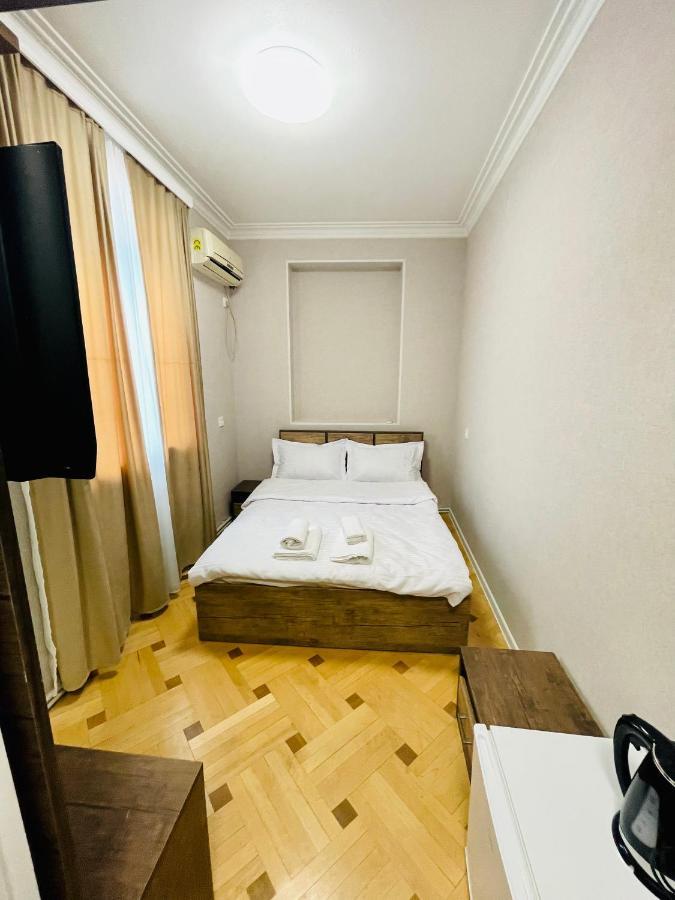 Quality Inn Tbilisi ภายนอก รูปภาพ