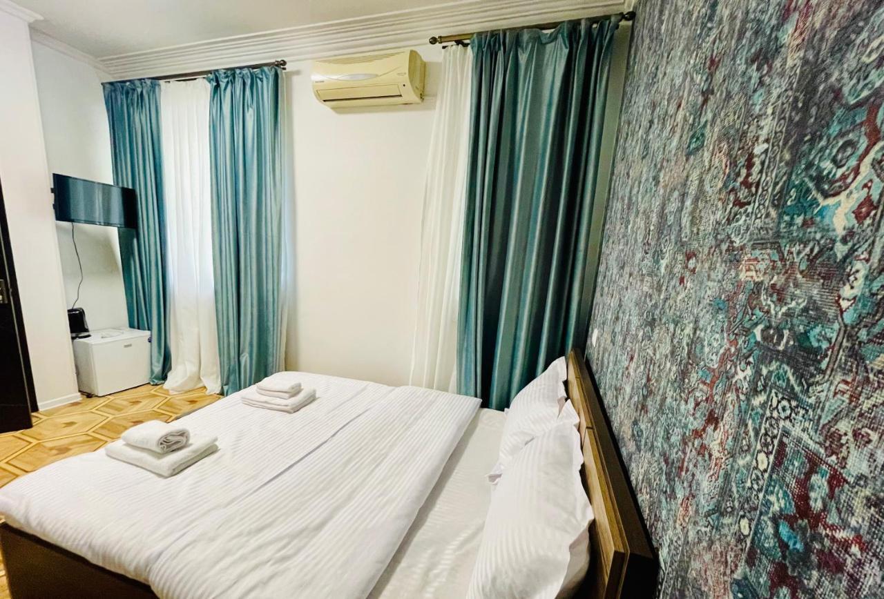 Quality Inn Tbilisi ภายนอก รูปภาพ