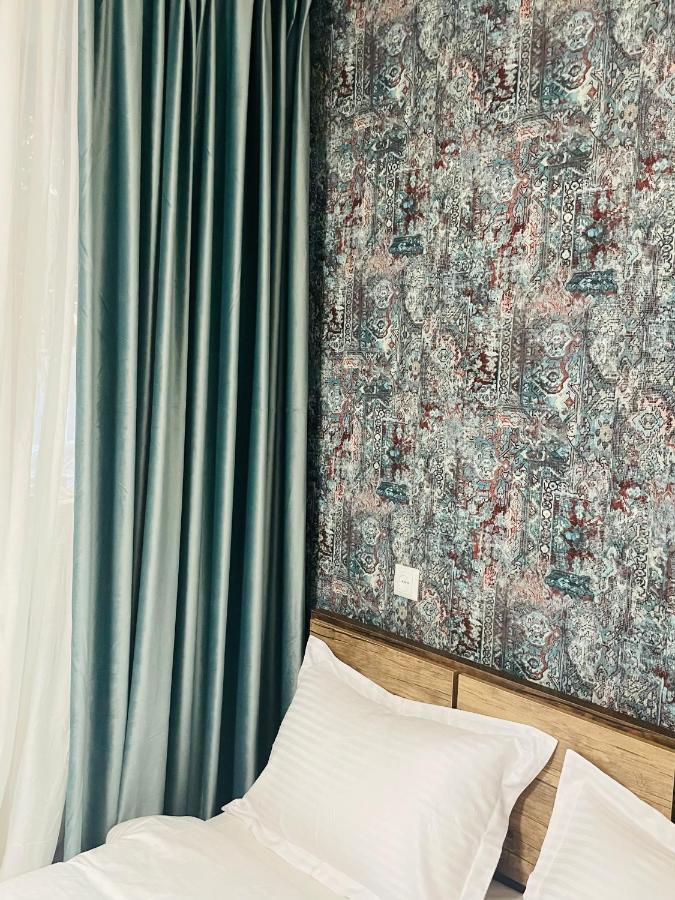 Quality Inn Tbilisi ภายนอก รูปภาพ