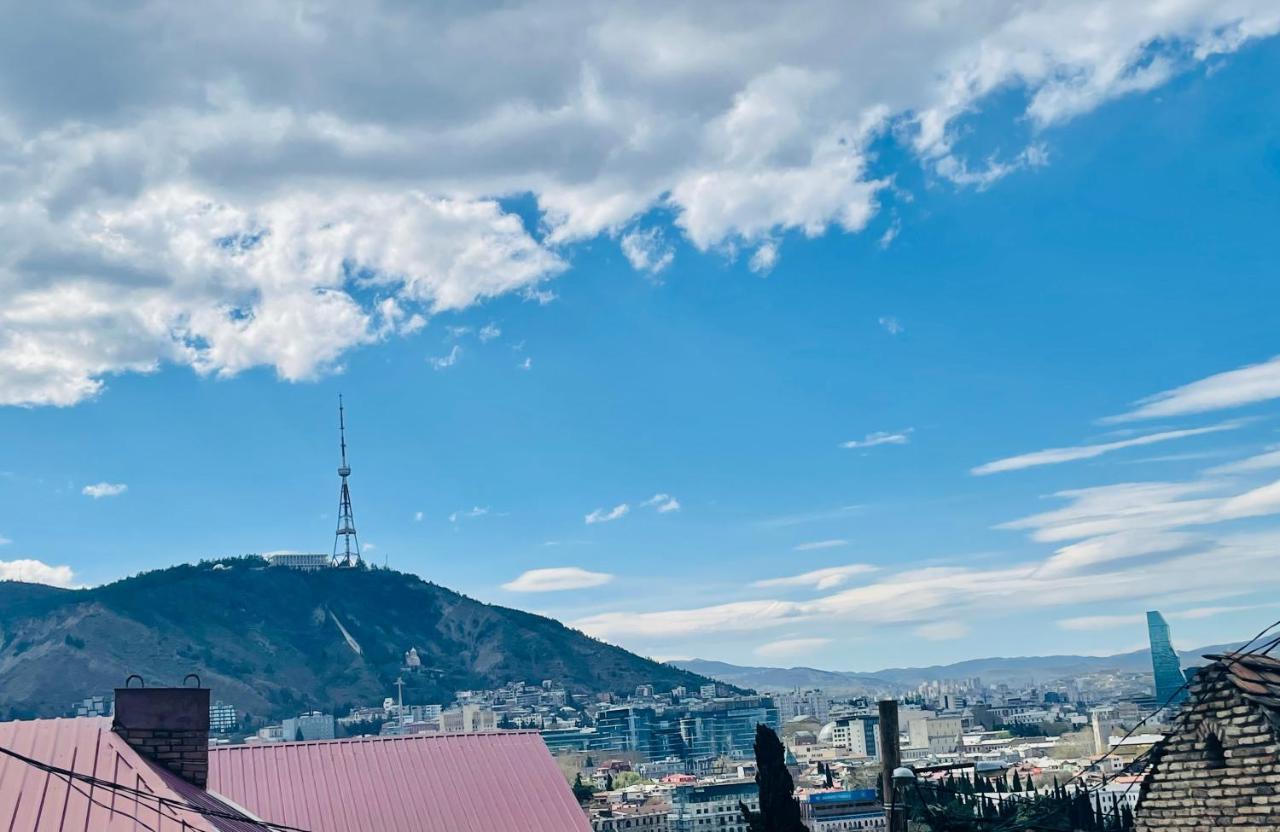 Quality Inn Tbilisi ภายนอก รูปภาพ