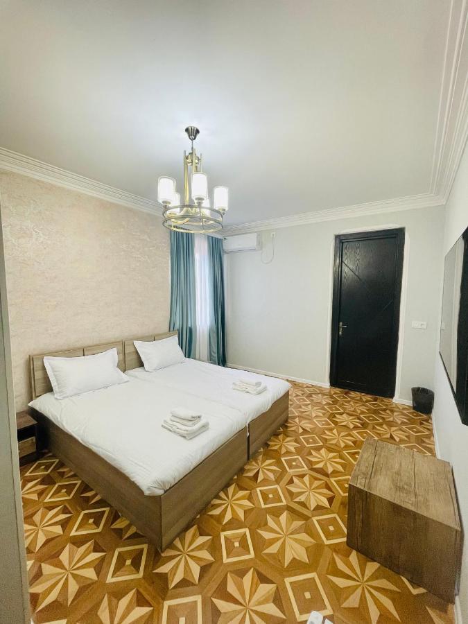 Quality Inn Tbilisi ภายนอก รูปภาพ